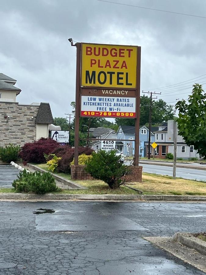 Budget Plaza Motel Brooklyn Park Exterior photo